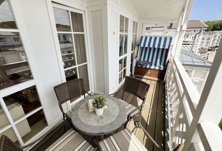 bestuhlter Balkon bestuhlter Balkon