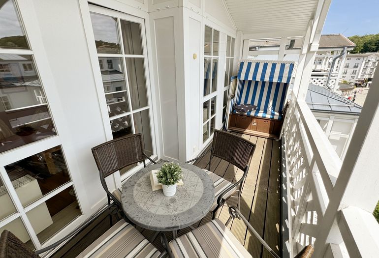 bestuhlter Balkon bestuhlter Balkon