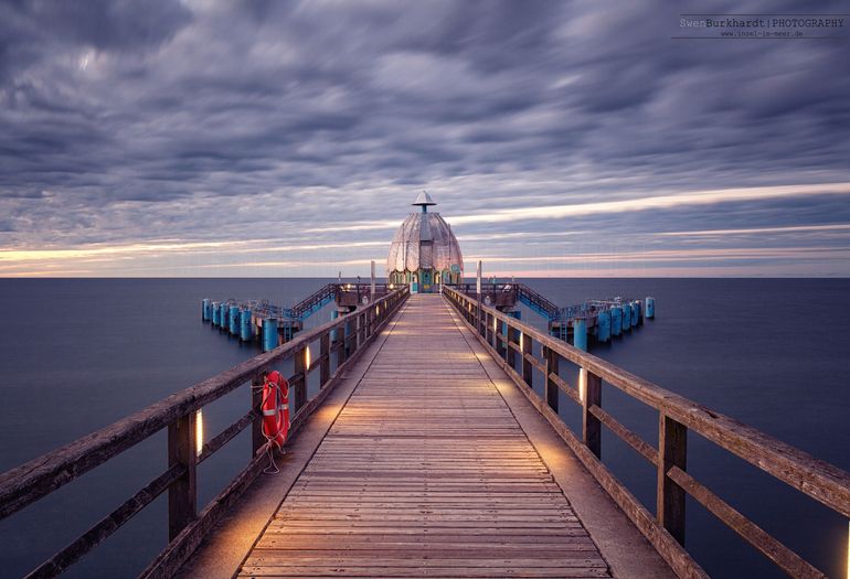 Seebrücke Sellin mit Blick in die Weite Seebrücke Sellin mit Blick in die Weite