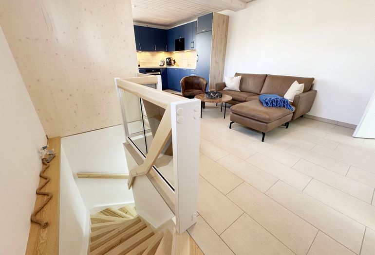 Wohnbereich mit Blick ins Untergeschoss