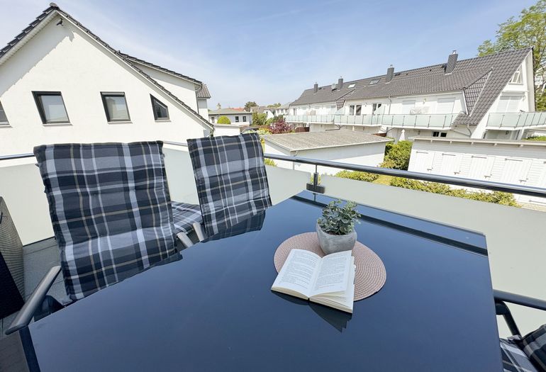 bestuhlter Balkon bestuhlter Balkon