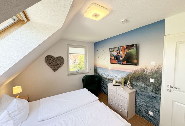 1. Schlafzimmer mit Doppelbett 1. Schlafzimmer mit Doppelbett