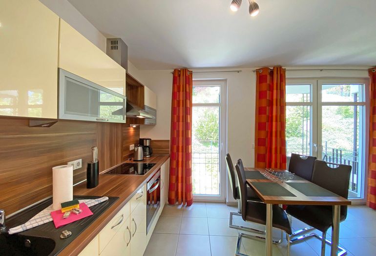 Esstisch für gemeinsames Essen