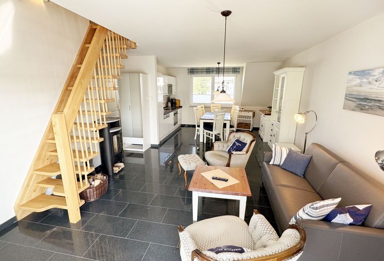 heller Wohnbereich heller Wohnbereich