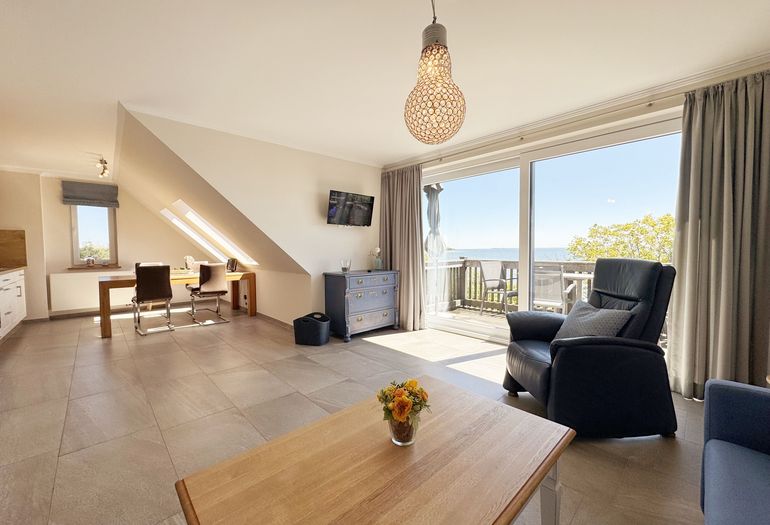 Wohnzimmer mit Meerblick