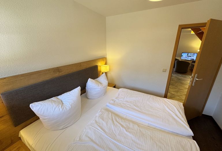 Schlafzimmer mit Doppelbett Schlafzimmer mit Doppelbett