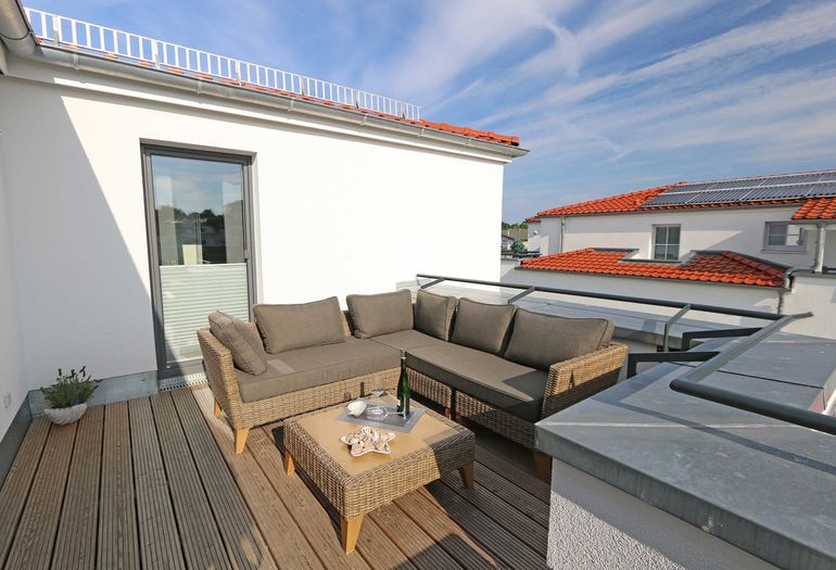bestuhlte Dachterrasse