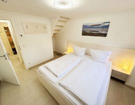 Haus Düne mit Sauna - Doppelhaushälfte Nr. 1 mit Terrasse & Sauna