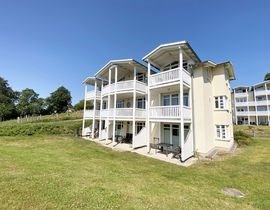 Haus Greifswalder Bodden Wohnung Nr. 06 mit Meerblick