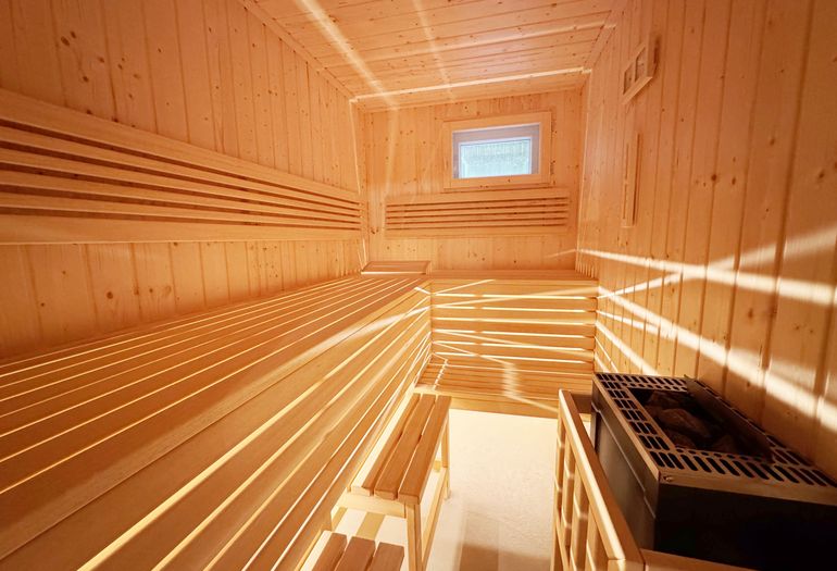 Saunabereich von innen Saunabereich von innen