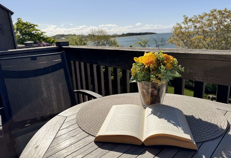 bestuhlter Südbalkon bestuhlter Südbalkon