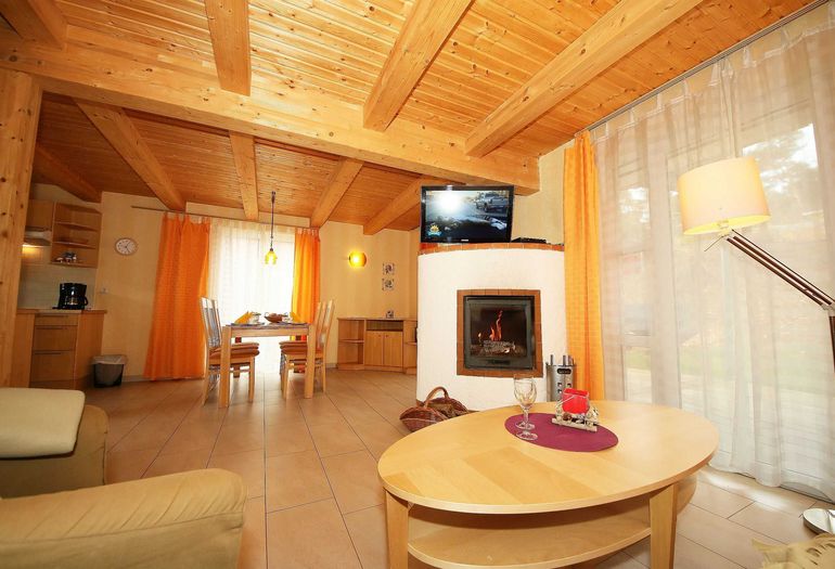 Wohn- und Essbereich