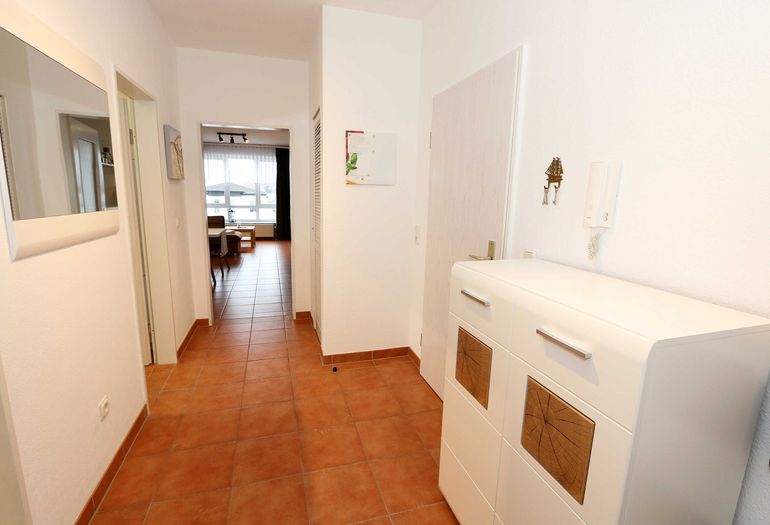 Flurbereich mit Garderobe Flurbereich mit Garderobe