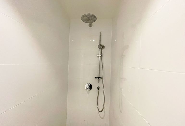 Regendusche ebenerdig