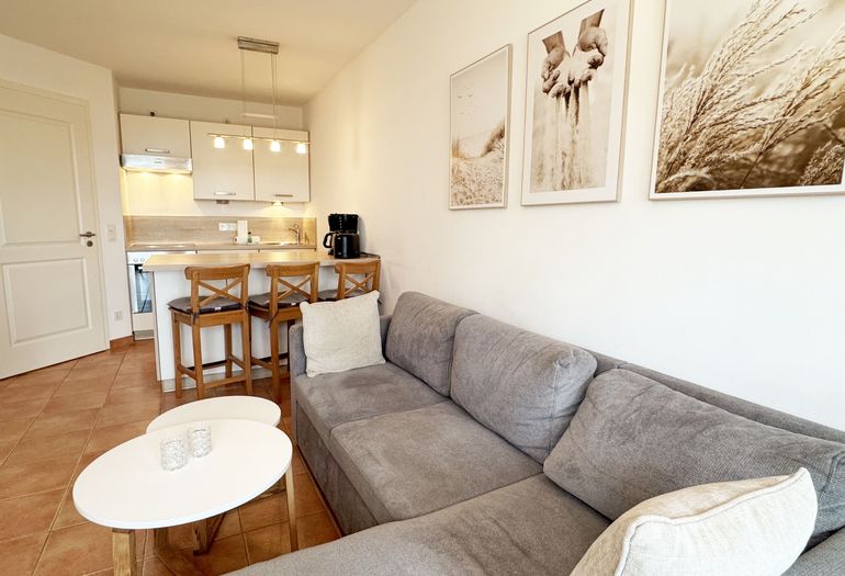 gemütlicher Wohn mit Küchenzeile gemütlicher Wohn mit Küchenzeile