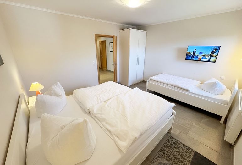 2. Schlafzimmer 2. Schlafzimmer