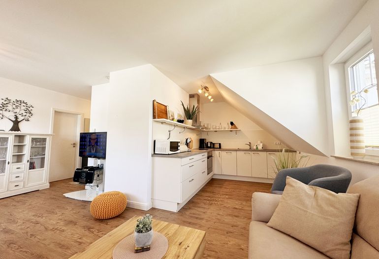 Wohnbereich mit Aussenrollos