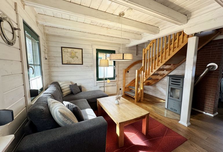 gemütliches Wohnzimmer mit Kamin gemütliches Wohnzimmer mit Kamin