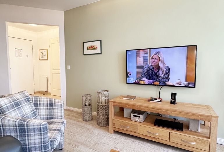 TV-Board TV-Board