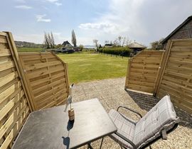 Haus Inselperle Whg. 03 mit Terrasse und Boddenblick