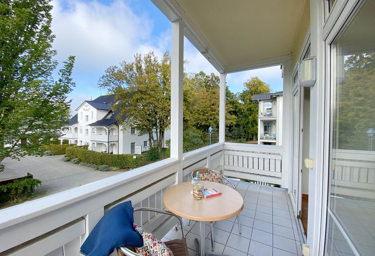 bestuhlter Balkon