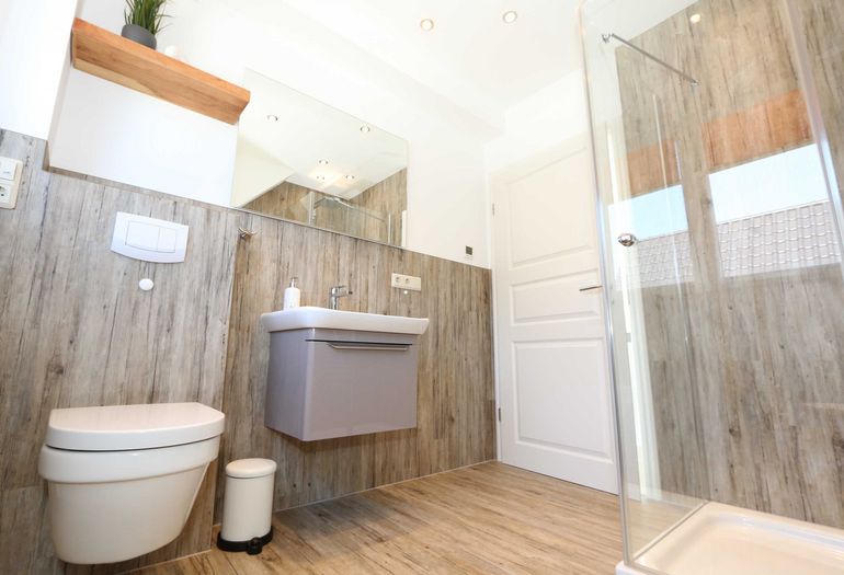 2. Badezimmer mit WC 2. Badezimmer mit WC