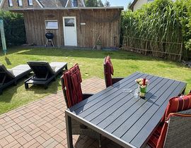 Ferienhaus Uns lütt Hus mit Sauna, Kamin & Terrasse