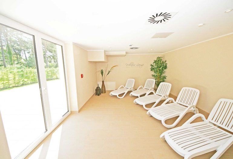 Wellnessbereich Ruhezone zum entspannen nach der Sauna Wellnessbereich Ruhezone zum entspannen nach der Sauna