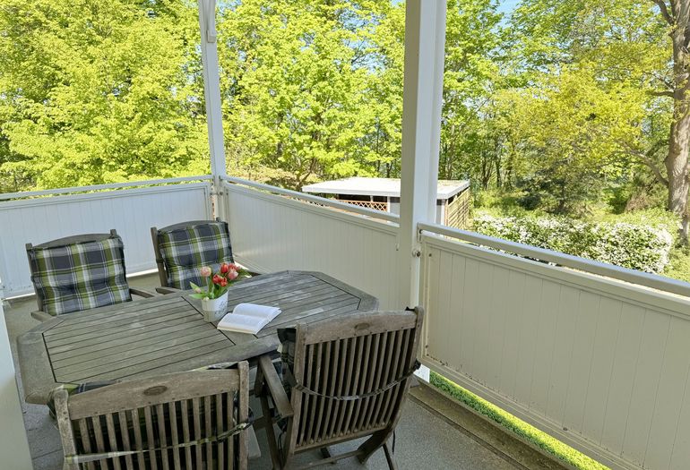überdachter Balkon überdachter Balkon