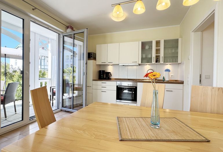 Blick in die Küchenzeile Blick in die Küchenzeile