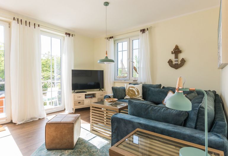 gemütliche Couch mit TV gemütliche Couch mit TV