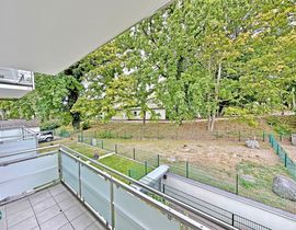 Strandnaher Urlaub an der Ostsee: Ferienwohnung Helene mit zwei Balkonen