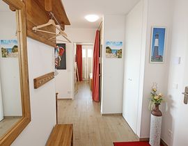 Villa Düne Whg. 14 mit Balkon/Meerblick & Sauna