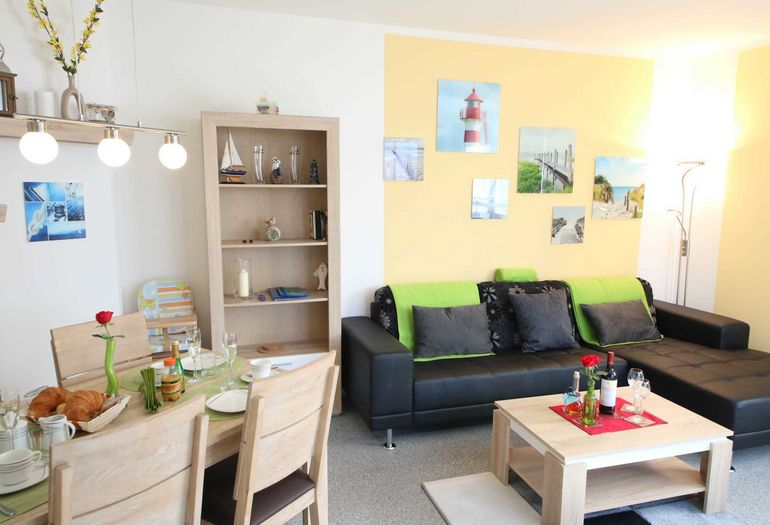 Wohn-/Essbereich für gemeinsames Beisammensein Wohn-/Essbereich für gemeinsames Beisammensein