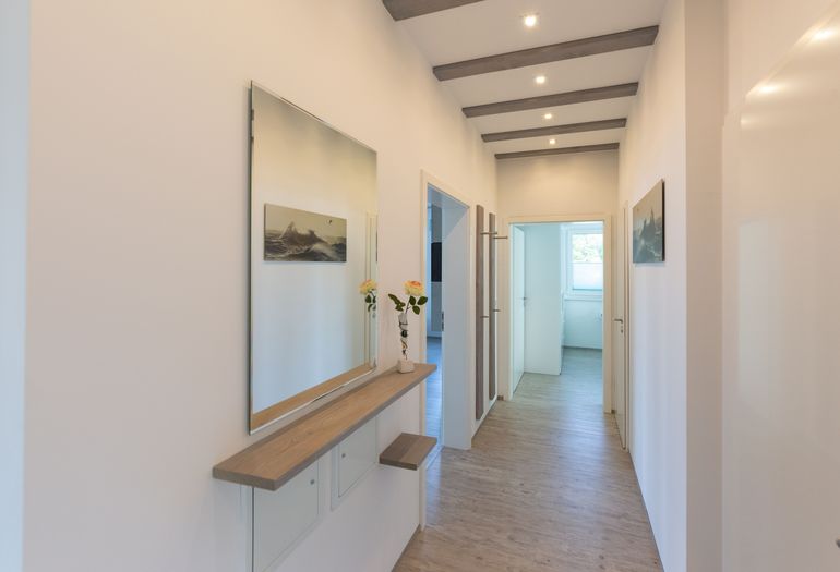 Flur mit Garderobe