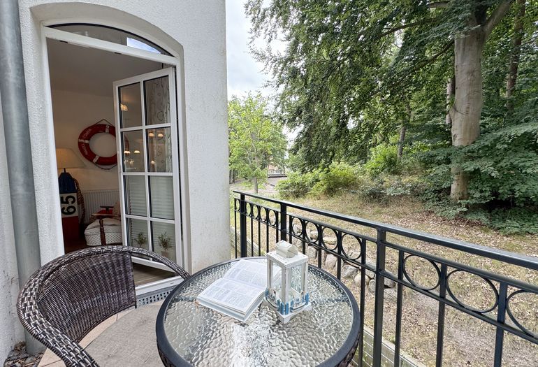 bestuhlter Balkon (Nord) bestuhlter Balkon (Nord)
