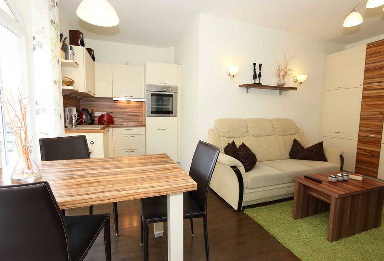 Ess und Wohnbereich Ess und Wohnbereich