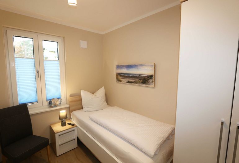 2. Schlafzimmer mit Einzelbett 2. Schlafzimmer mit Einzelbett