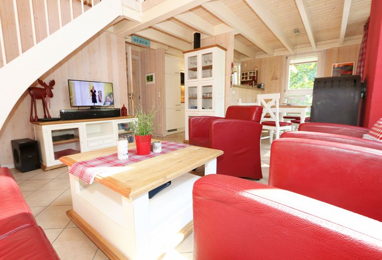Wohnbereich mit TV Wohnbereich mit TV