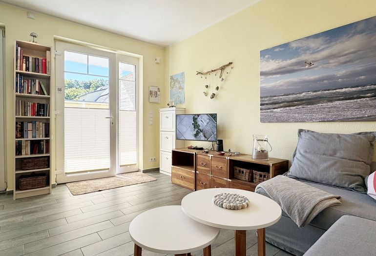 Wohnbereich mit Blick nach draußen Wohnbereich mit Blick nach draußen