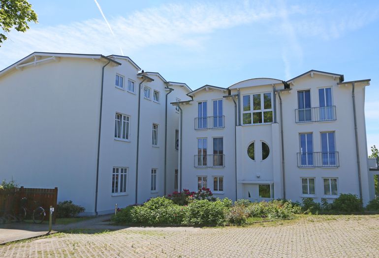 Villa Vineta Parkplatzseite Villa Vineta Parkplatzseite