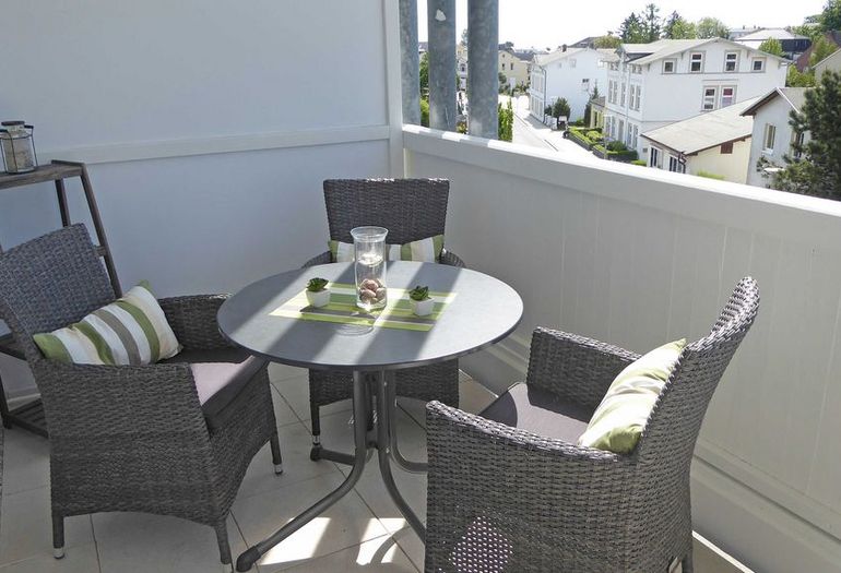 Villa Vineta Whg. 14 "Meerblick" mit Südbalkon Villa Vineta Whg. 14 "Meerblick" mit Südbalkon