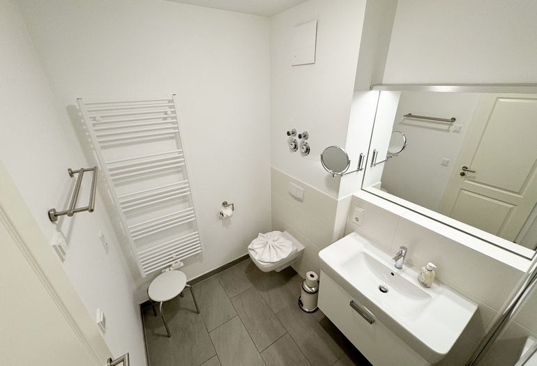 Badezimmer mit WC Badezimmer mit WC
