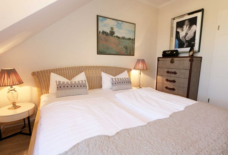 1. Schlafzimmer
