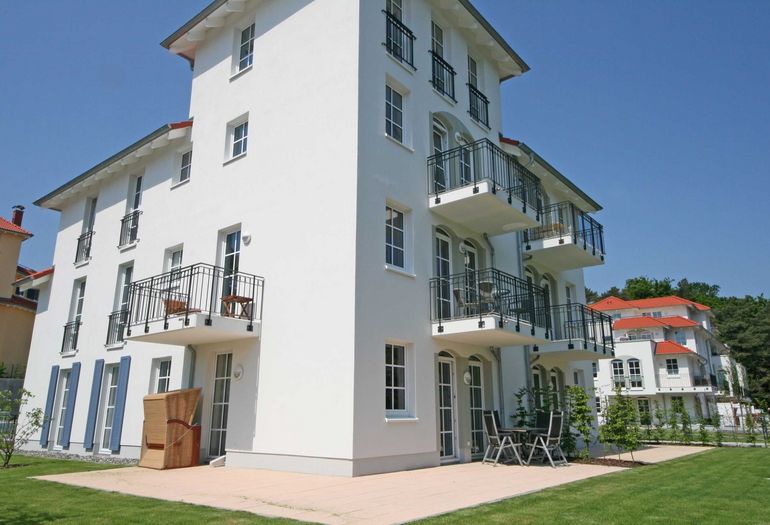 seitlicher Blick auf Haus Meeresblick/ Haus C