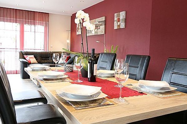 Villa Gina Whg. 2 mit Balkon (Süd-Ost) Villa Gina Whg. 2 mit Balkon (Süd-Ost)