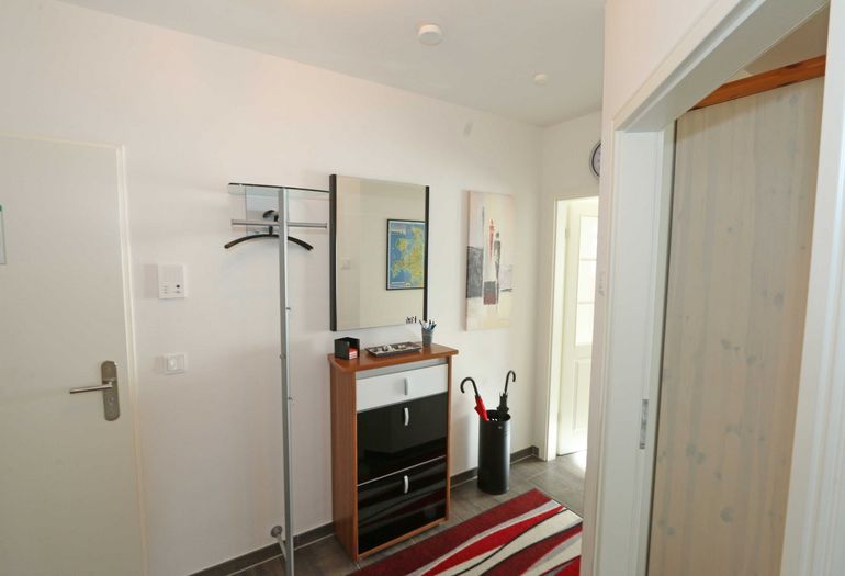 Flurbereich mit Garderobe