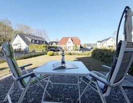 Haus Möwe Whg. 01 mit Terrasse & Kamin/Thiessow