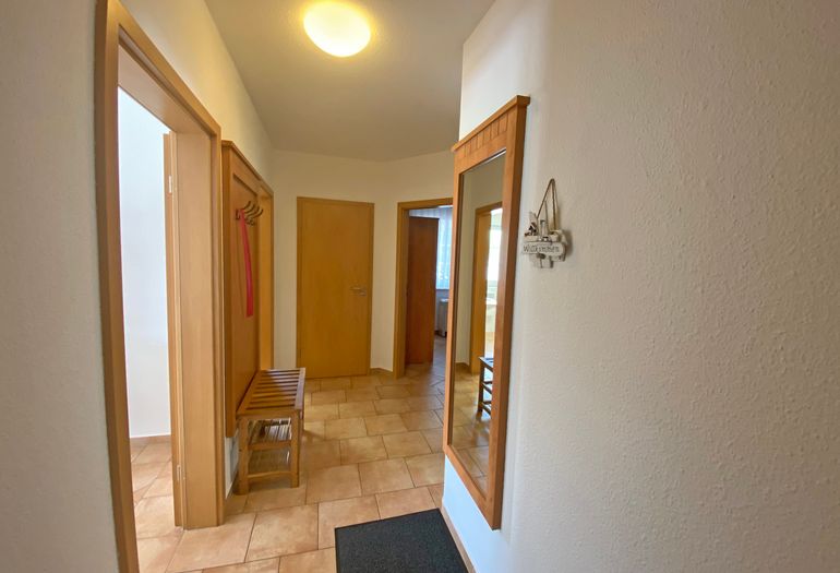 Flur mit Garderobe