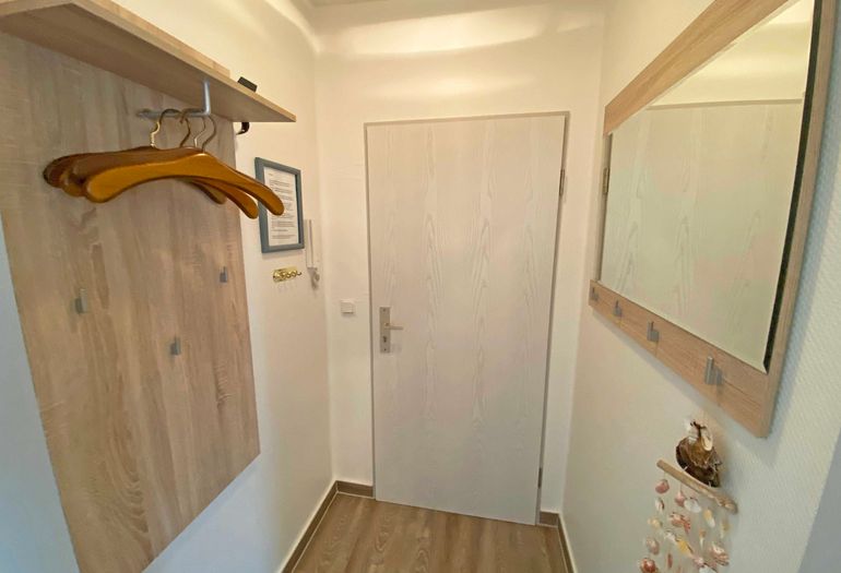 Flurbereich mit Garderobe Flurbereich mit Garderobe